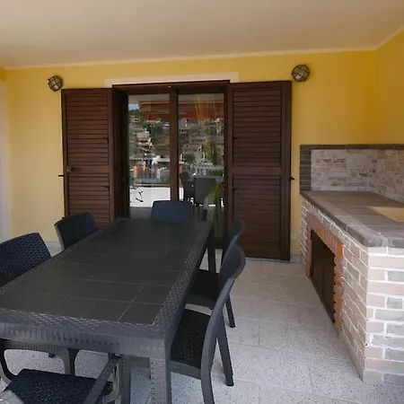 Апартаменты Vista Mare *